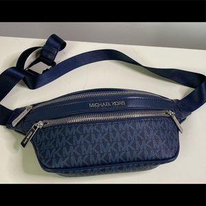 Michael Kors Leather Fannypack